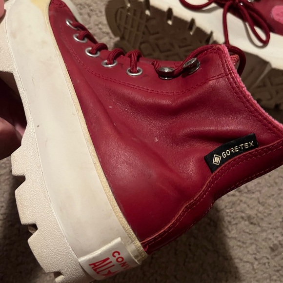 Converse Chuck Taylor All Star Lugged Winter High Leather (Size 6 US Women) - Picture 3 of 10